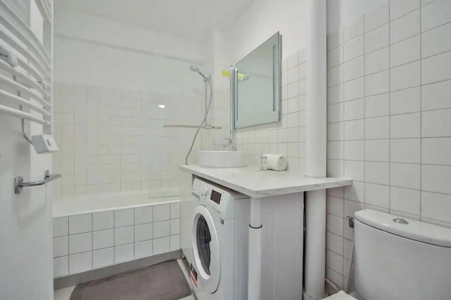Le Reve Blanc -lumineux & Cosy- Independant Apartment